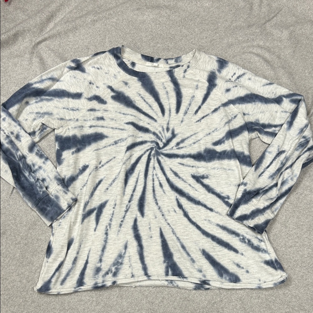 Maurice’s Tie-Dye Thin Sweatshirt